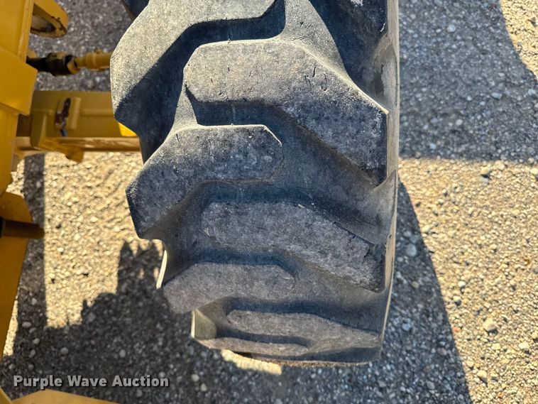 image for item EM2394 1994 Caterpillar 416B backhoe