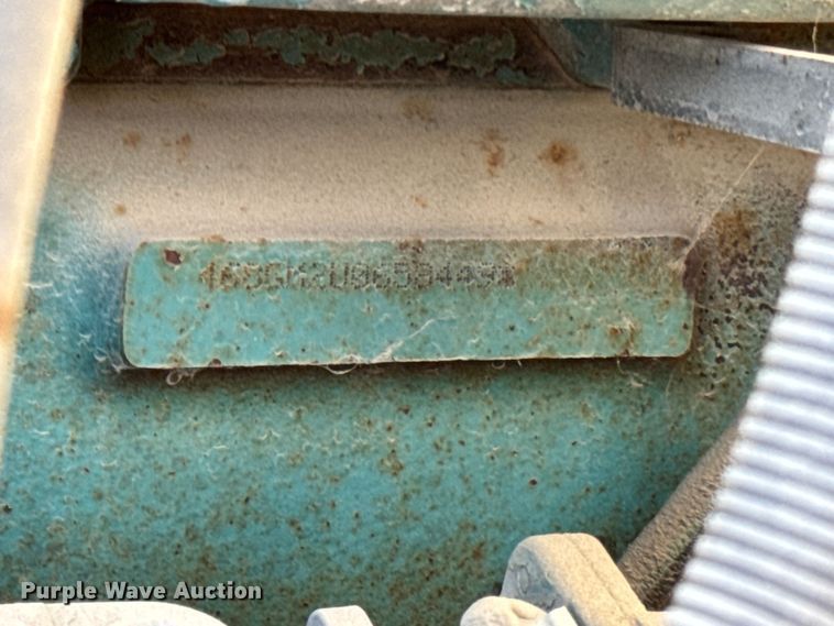 image for item EM2396 1993 International 4900 utility / service truck