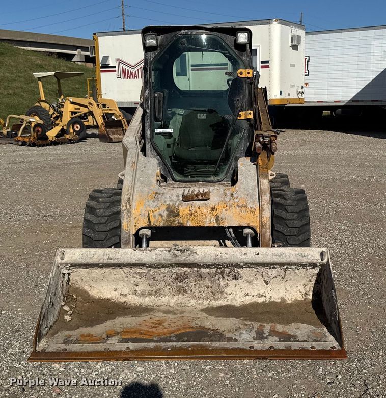 MINI CARGADOR SOBRE RUEDAS 2011 CATERPILLAR 246C