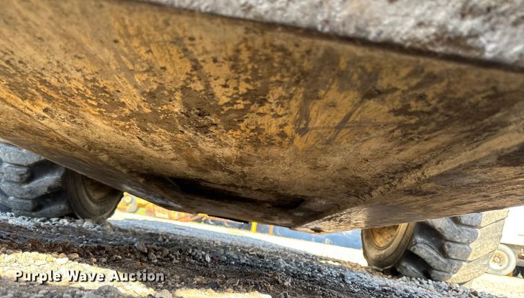 image for item EM2397 2011 Caterpillar 246C skid steer loader