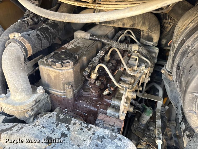 image for item EM2397 2011 Caterpillar 246C skid steer loader