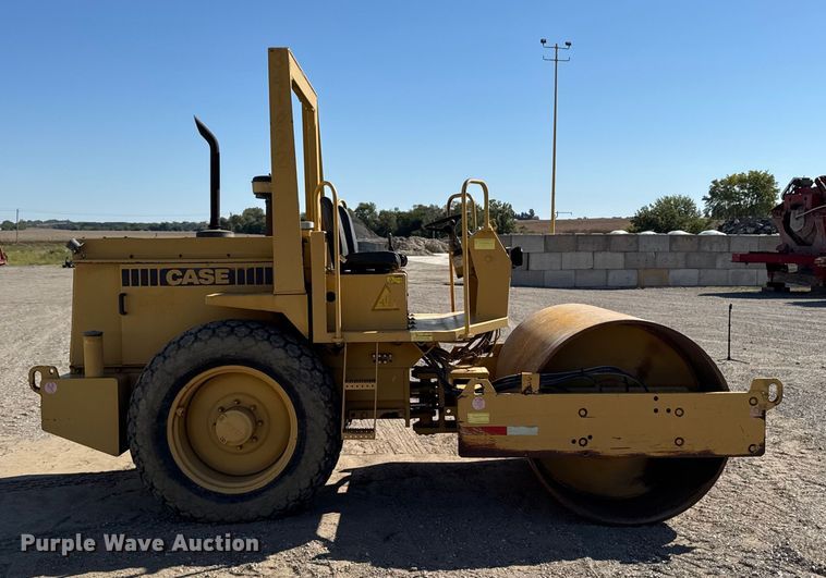 image for item EM2398 Case W602 BD single drum roller