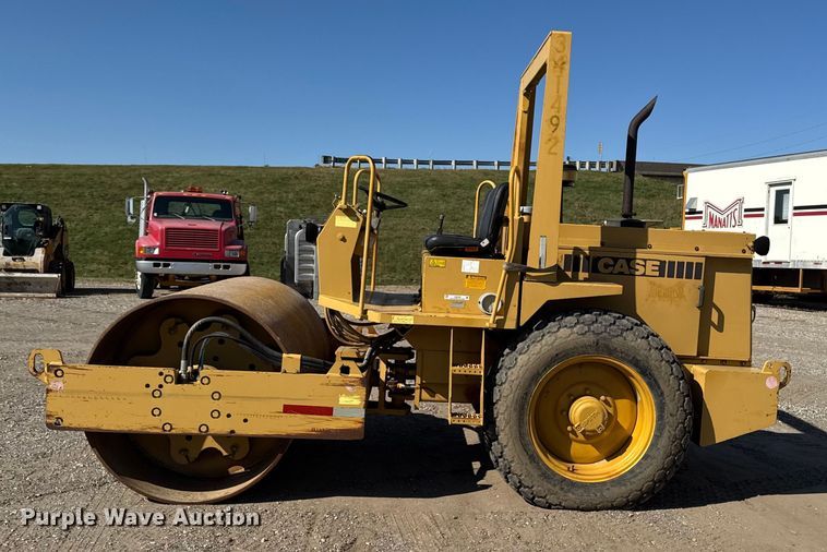 image for item EM2398 Case W602 BD single drum roller