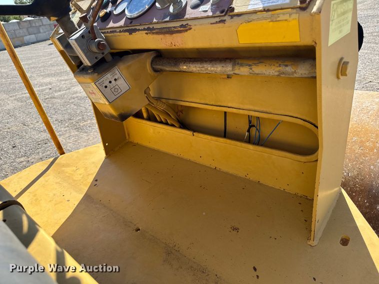 image for item EM2398 Case W602 BD single drum roller