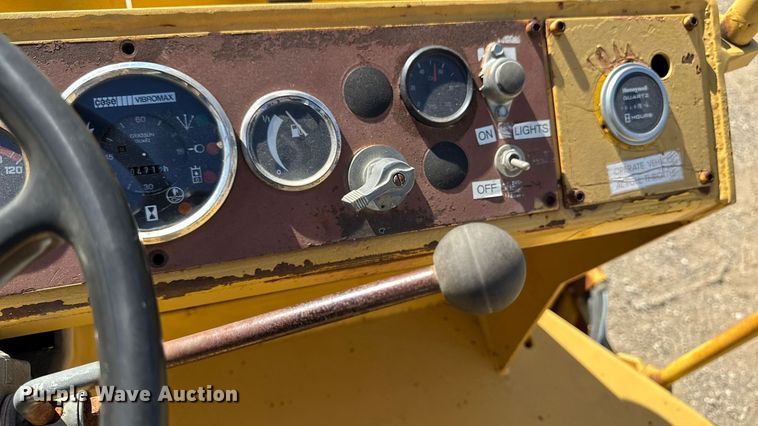 image for item EM2398 Case W602 BD single drum roller