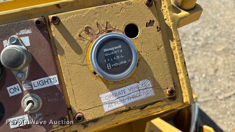 image for item EM2398 Case W602 BD single drum roller