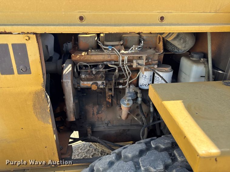 image for item EM2398 Case W602 BD single drum roller