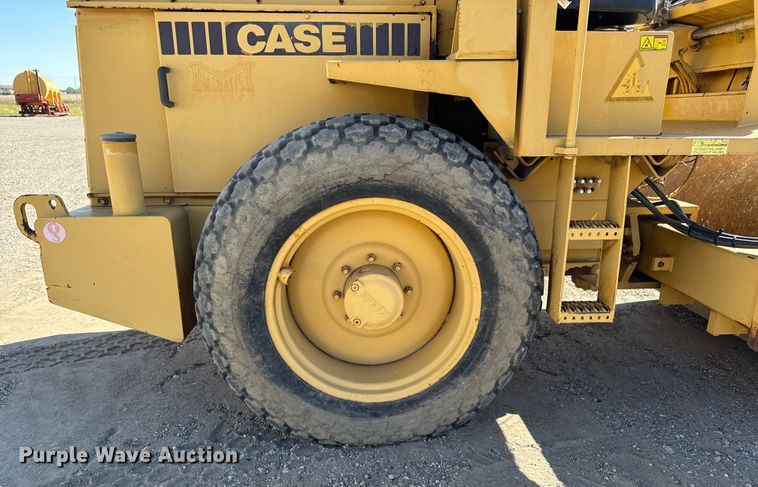 image for item EM2398 Case W602 BD single drum roller