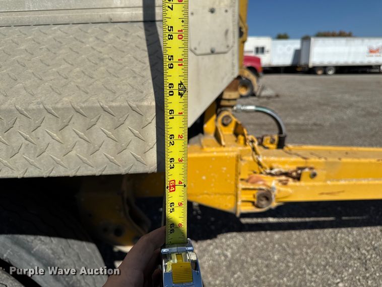 image for item EM2399 1997 Hawkeye  309 end dump pup trailer