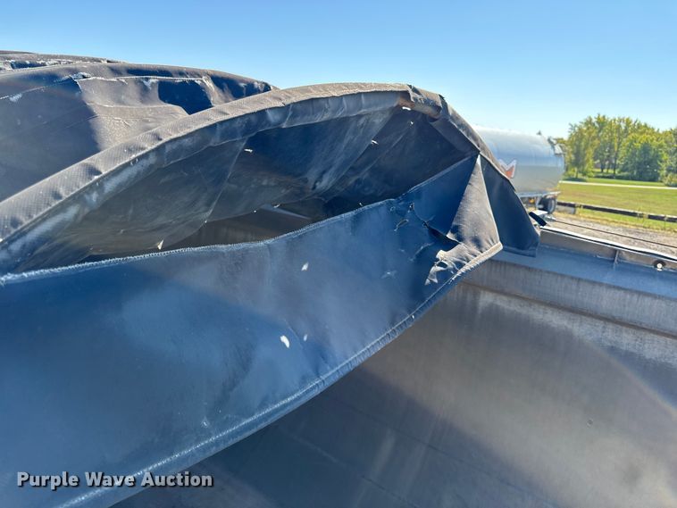 image for item EM2399 1997 Hawkeye  309 end dump pup trailer