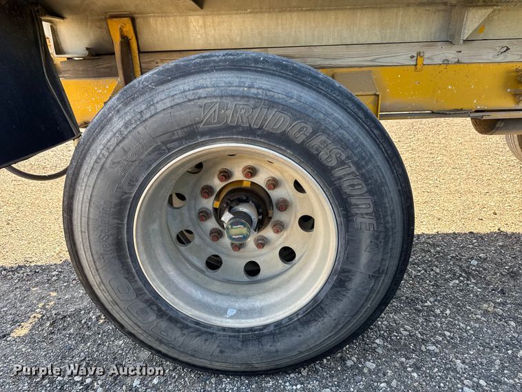 image for item EM2399 1997 Hawkeye  309 end dump pup trailer