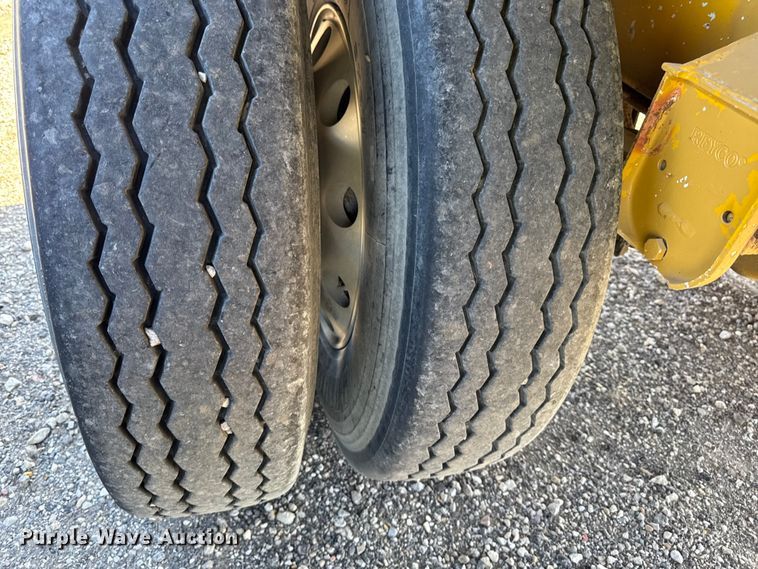 image for item EM2399 1997 Hawkeye  309 end dump pup trailer