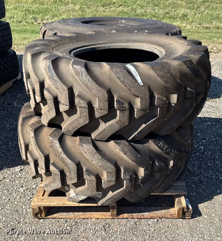 image for item EM2401 (2) Firestone 18.4-24 tires