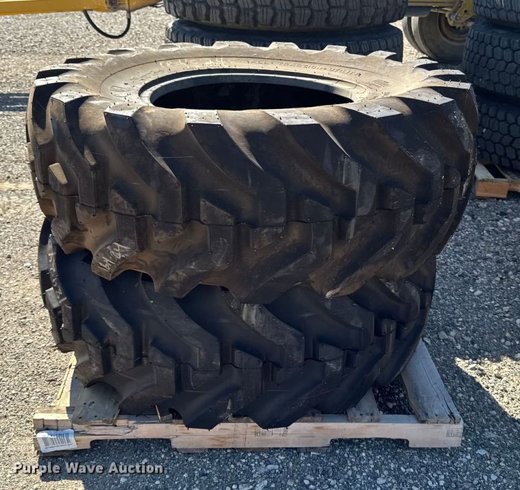 image for item EM2401 (2) Firestone 18.4-24 tires