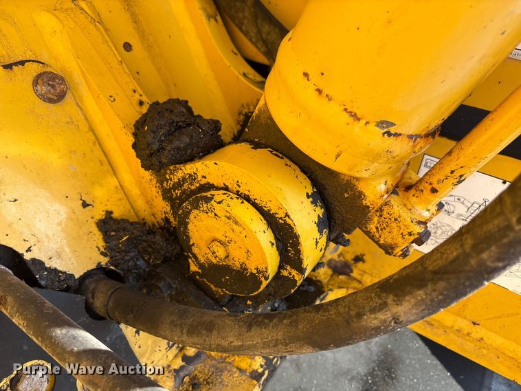 image for item EM6038 2019 Komatsu PC138USLC-11 excavator