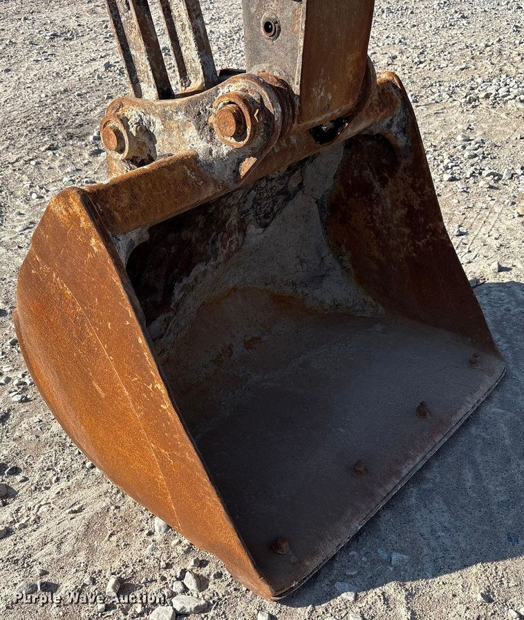 image for item EM6038 2019 Komatsu PC138USLC-11 excavator