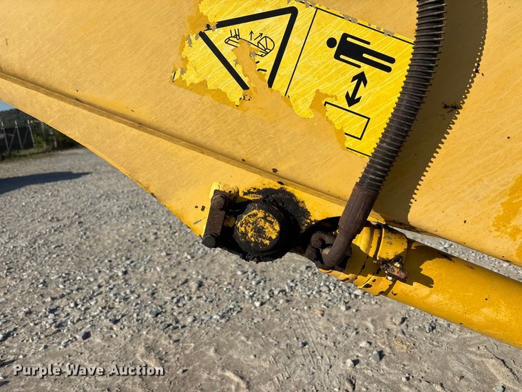 image for item EM6038 2019 Komatsu PC138USLC-11 excavator