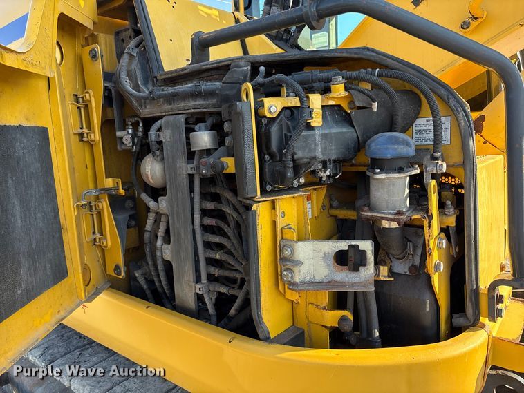 image for item EM6038 2019 Komatsu PC138USLC-11 excavator