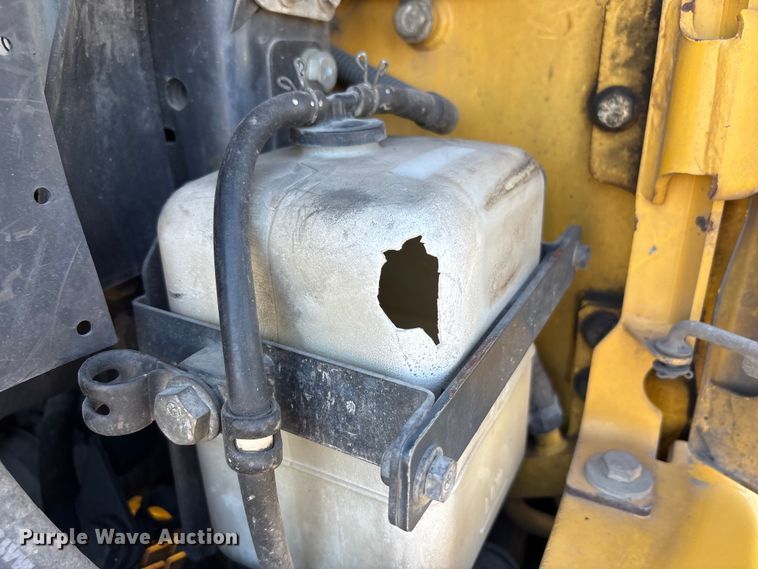 image for item EM6038 2019 Komatsu PC138USLC-11 excavator