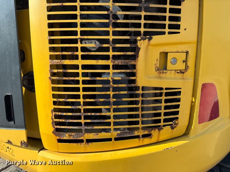 image for item EM6038 2019 Komatsu PC138USLC-11 excavator