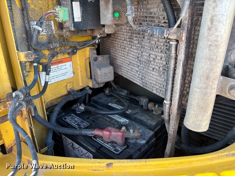 image for item EM6038 2019 Komatsu PC138USLC-11 excavator
