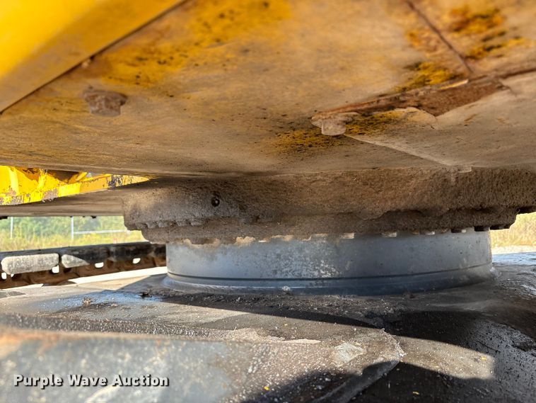 image for item EM6038 2019 Komatsu PC138USLC-11 excavator