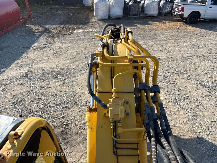 image for item EM6038 2019 Komatsu PC138USLC-11 excavator
