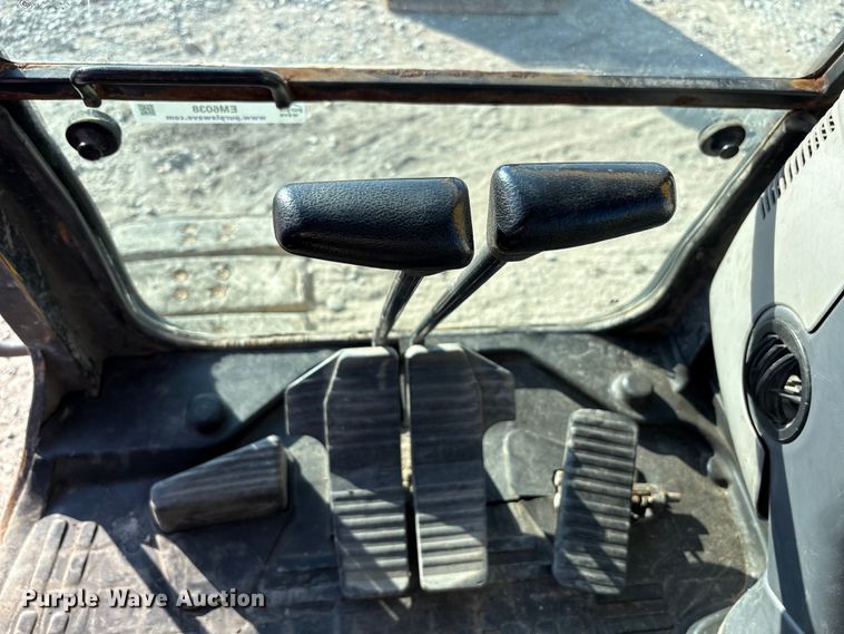 image for item EM6038 2019 Komatsu PC138USLC-11 excavator