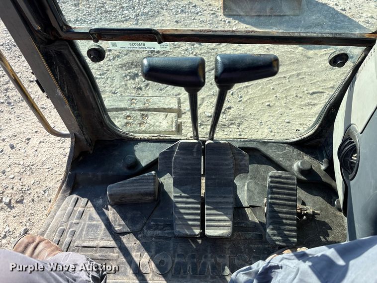 image for item EM6038 2019 Komatsu PC138USLC-11 excavator