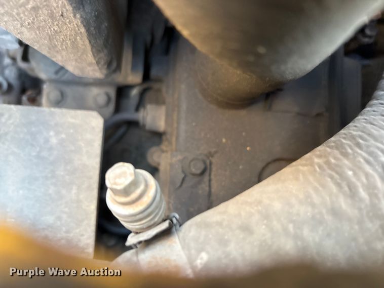 image for item EM6038 2019 Komatsu PC138USLC-11 excavator