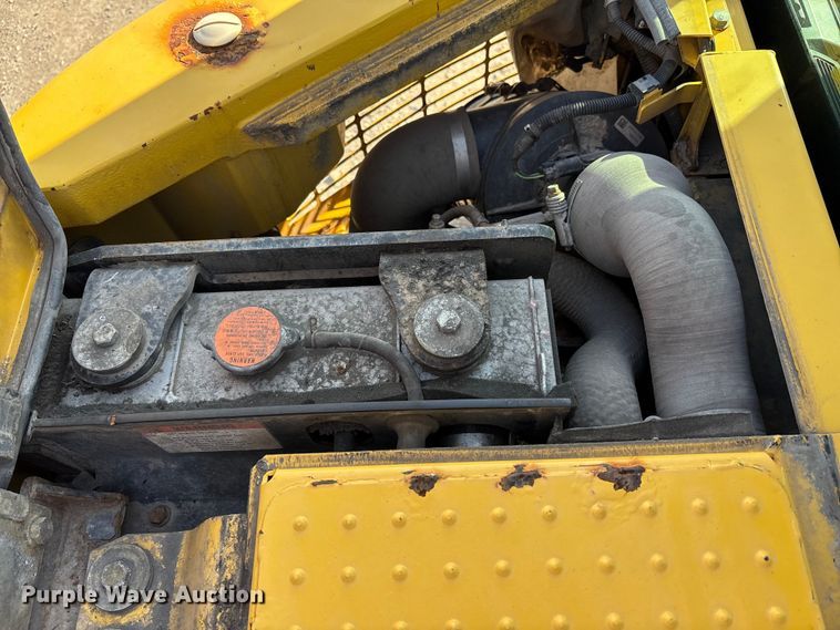 image for item EM6038 2019 Komatsu PC138USLC-11 excavator
