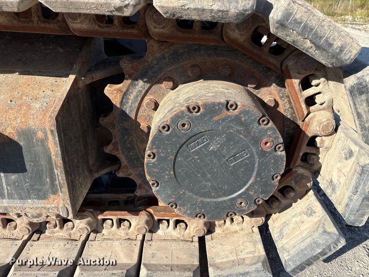 image for item EM6038 2019 Komatsu PC138USLC-11 excavator