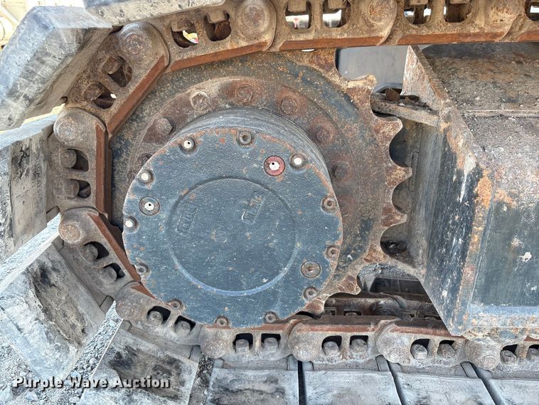 image for item EM6038 2019 Komatsu PC138USLC-11 excavator