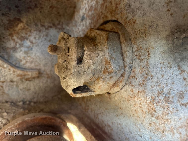 image for item EM6038 2019 Komatsu PC138USLC-11 excavator