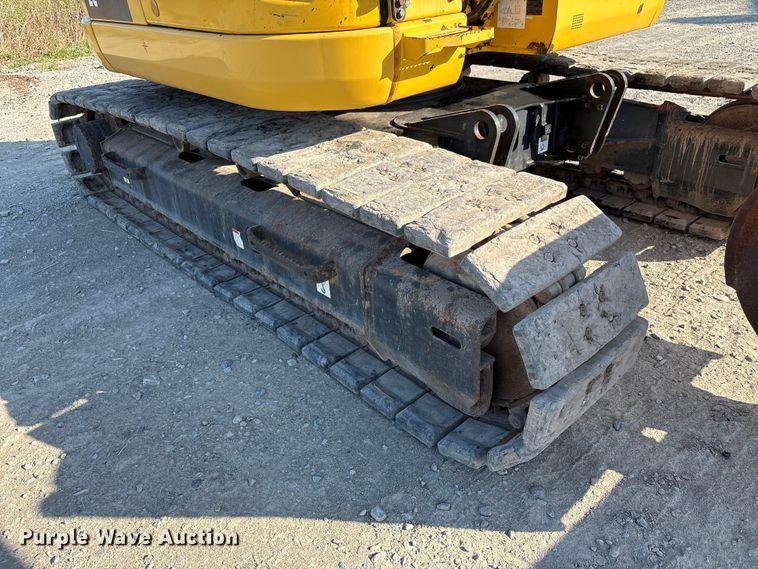 image for item EM6038 2019 Komatsu PC138USLC-11 excavator