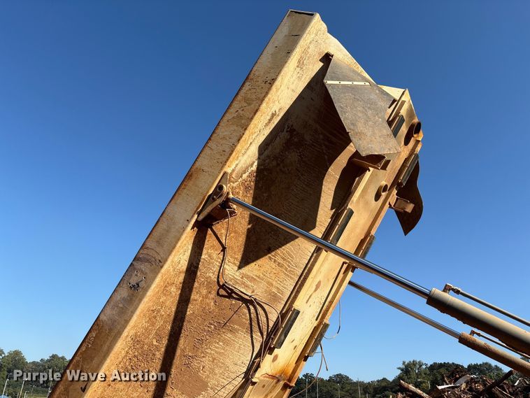 image for item EM6053 2012 Terex TA400 articulated haul truck