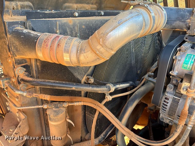 image for item EM6053 2012 Terex TA400 articulated haul truck