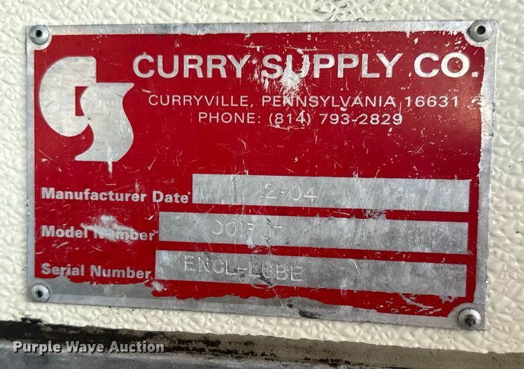 image for item EM8255 2005 Peterbilt 357 fuel / lube truck