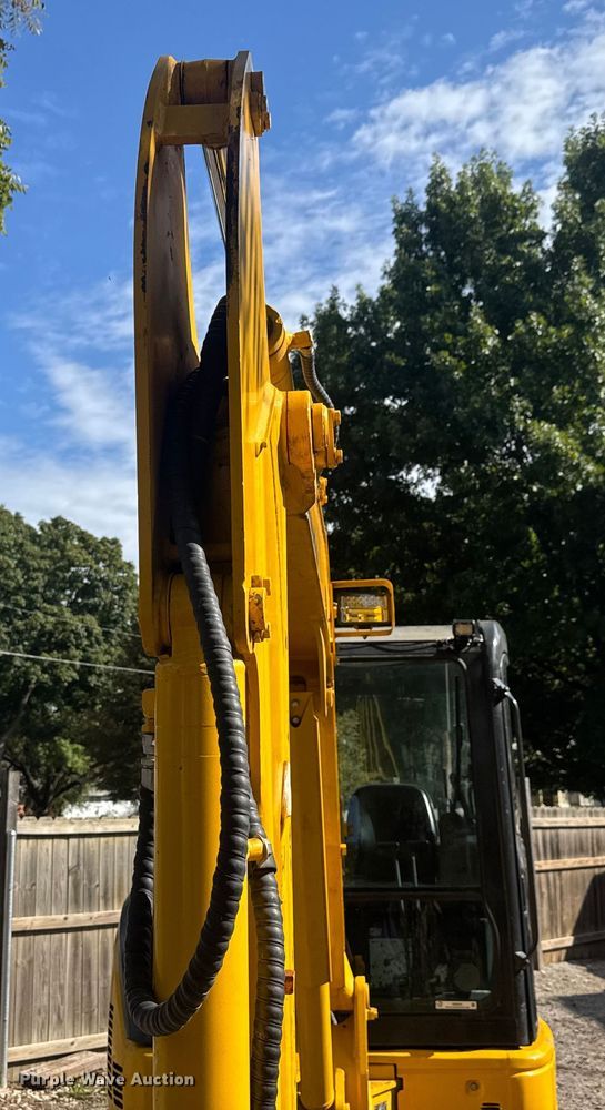 image for item EM8291 2018 Komatsu PC55MR-3 mini excavator