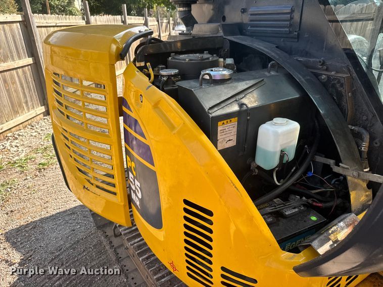 image for item EM8291 2018 Komatsu PC55MR-3 mini excavator