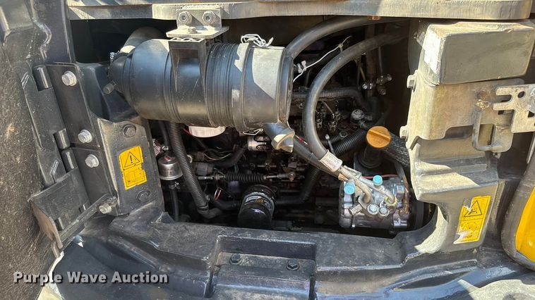 image for item EM8291 2018 Komatsu PC55MR-3 mini excavator