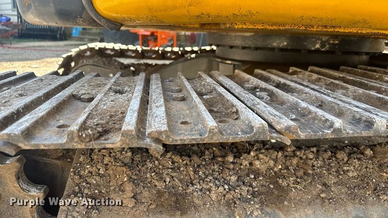 image for item EM8291 2018 Komatsu PC55MR-3 mini excavator