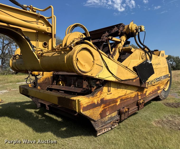 image for item EM8316 1987 Caterpillar 623E elevating scraper