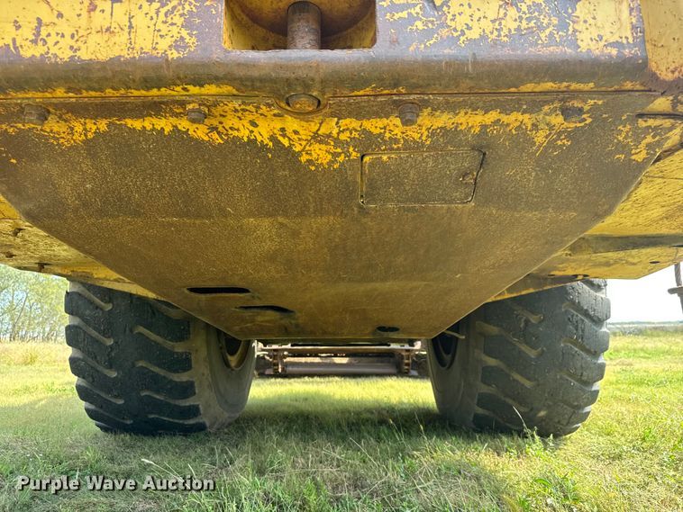 image for item EM8316 1987 Caterpillar 623E elevating scraper