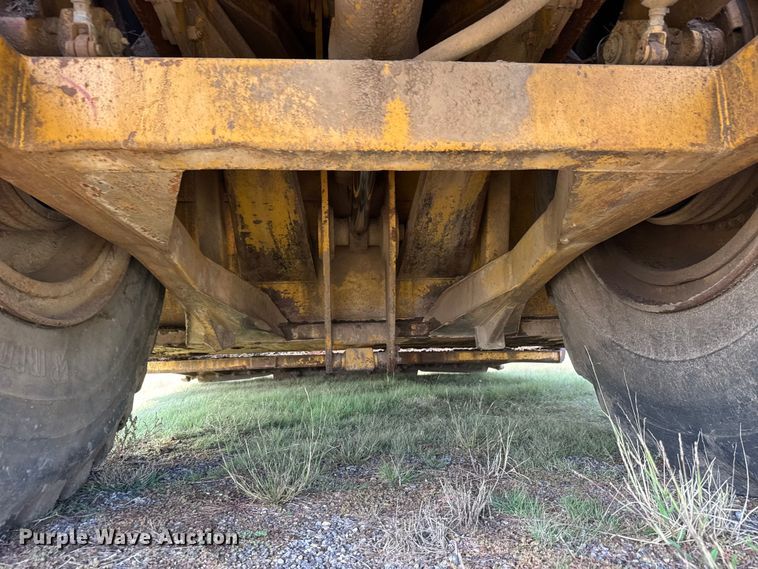 image for item EM8316 1987 Caterpillar 623E elevating scraper