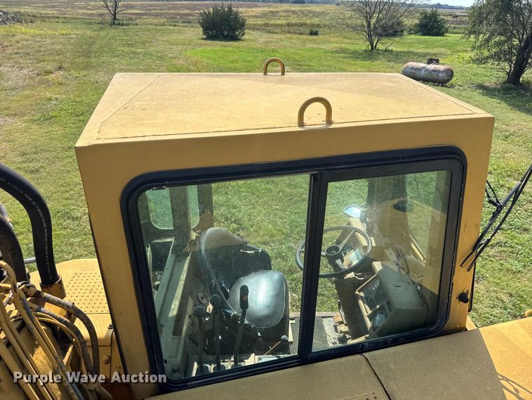 image for item EM8316 1987 Caterpillar 623E elevating scraper