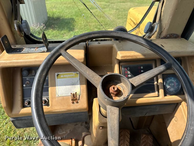 image for item EM8316 1987 Caterpillar 623E elevating scraper