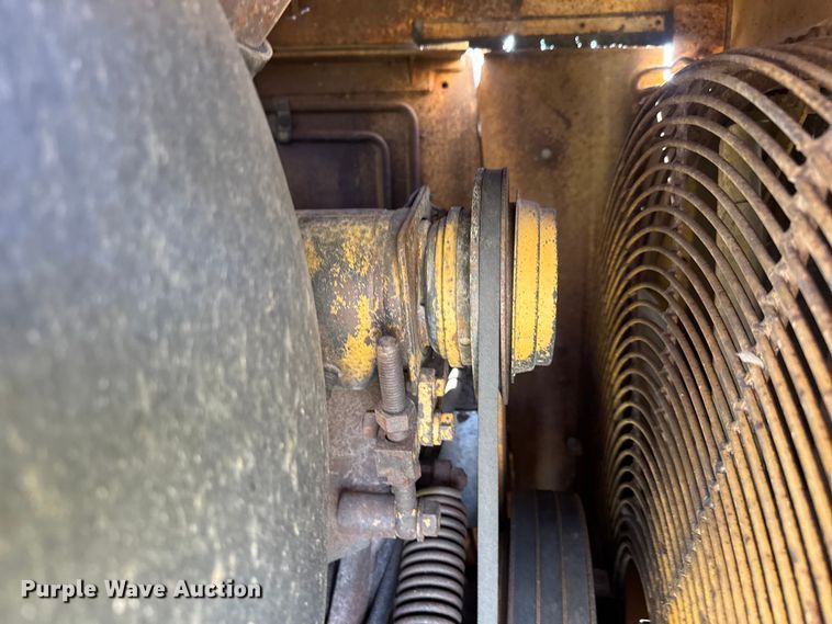 image for item EM8316 1987 Caterpillar 623E elevating scraper