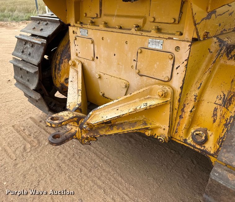 image for item EM8355 1964 Caterpillar D4D dozer
