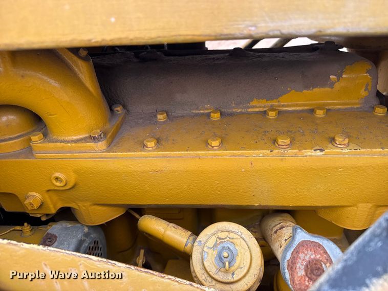image for item EM8355 1964 Caterpillar D4D dozer